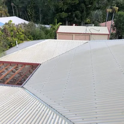 Building exterior pressure cleaned by Wrightway Pressure Cleaning